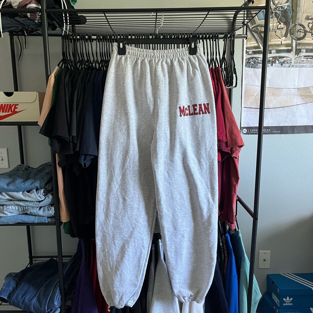 Vintage Y2K Gildan ‘McLean’ Grey Sweatpants
